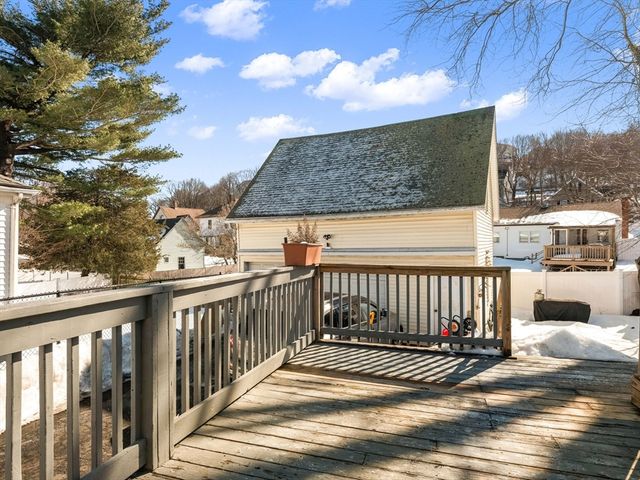 360 Lincoln Ave, Saugus, MA 01906