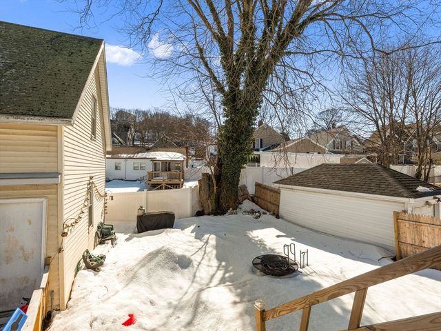 360 Lincoln Ave, Saugus, MA 01906