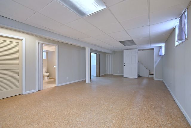 11121 S Ewing Avenue, Chicago, IL 60617