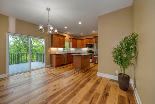 1339 COPPER MOUNTAIN Drive, Crescent, IA 51526