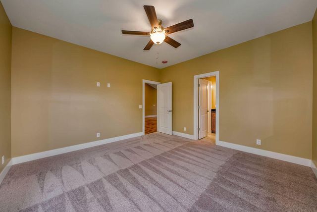 1339 COPPER MOUNTAIN Drive, Crescent, IA 51526