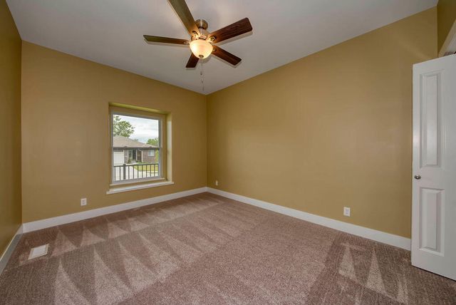 1339 COPPER MOUNTAIN Drive, Crescent, IA 51526