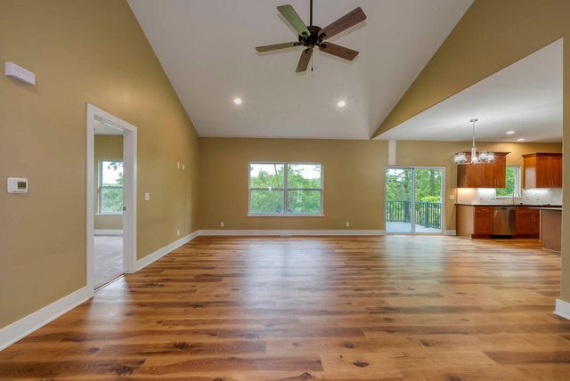 1339 COPPER MOUNTAIN Drive, Crescent, IA 51526