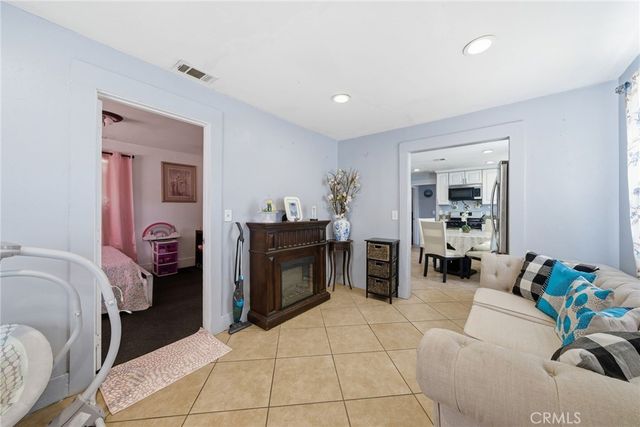 117 E Sycamore, Anaheim, CA 92805