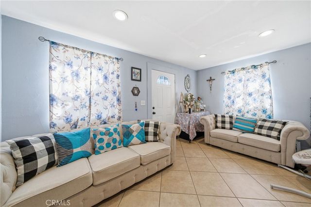 117 E Sycamore, Anaheim, CA 92805