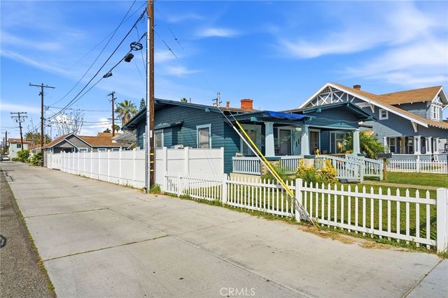 117 E Sycamore, Anaheim, CA 92805