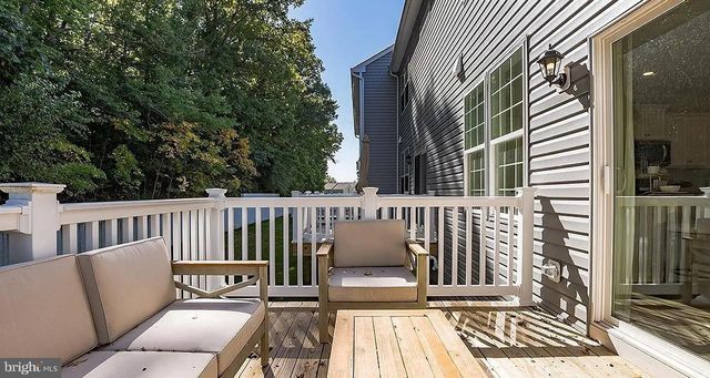 1105 FOSTER DR, Glassborough, NJ 08028