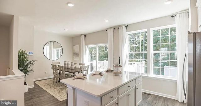 1105 FOSTER DR, Glassborough, NJ 08028