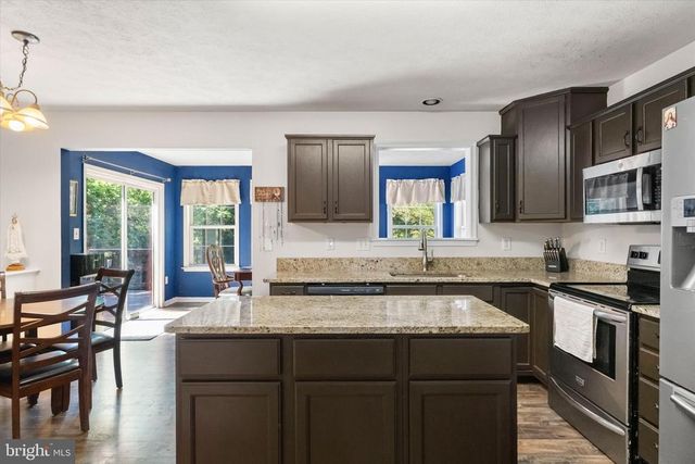 126 VALLEY VIEW RD, Fredericksburg, VA 22407