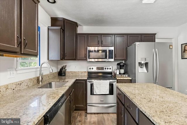 126 VALLEY VIEW RD, Fredericksburg, VA 22407