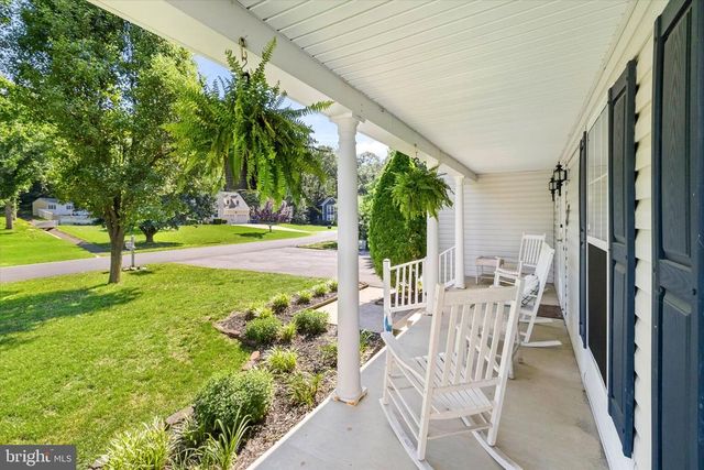 126 VALLEY VIEW RD, Fredericksburg, VA 22407