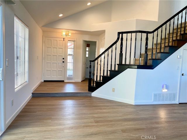 286 Carefree, Costa Mesa, CA 92627