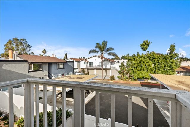 286 Carefree, Costa Mesa, CA 92627