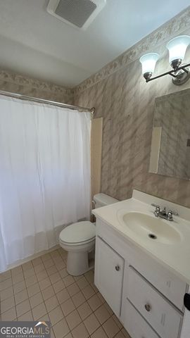 2559 Burbank Place, Macon, GA 31206