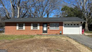 2559 Burbank Place, Macon, GA 31206