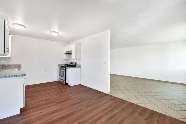 655 Forest Lane, Sanger, CA 93657