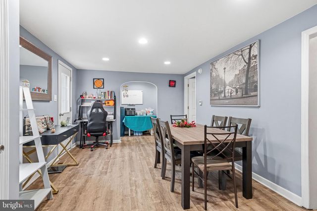4 CREEKVIEW AVE, Bordentown, NJ 08620