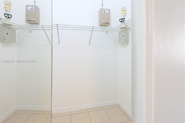 8964 W Flagler St 206, Miami, FL 33174