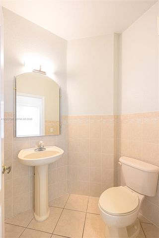 8964 W Flagler St 206, Miami, FL 33174