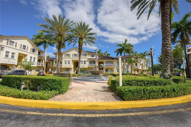 8964 W Flagler St 206, Miami, FL 33174