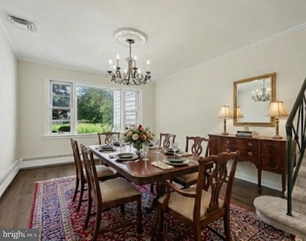 813 STONYBROOK DR, Blue Bell, PA 19422