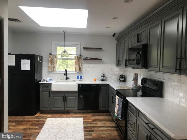 813 STONYBROOK DR, Blue Bell, PA 19422