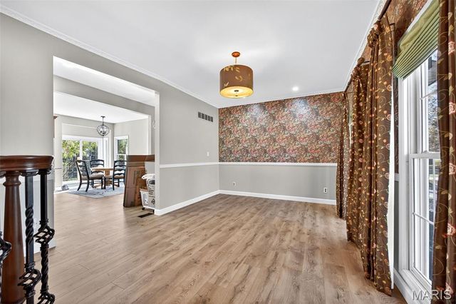 1330 Lake Hollow Drive, Defiance, MO 63341