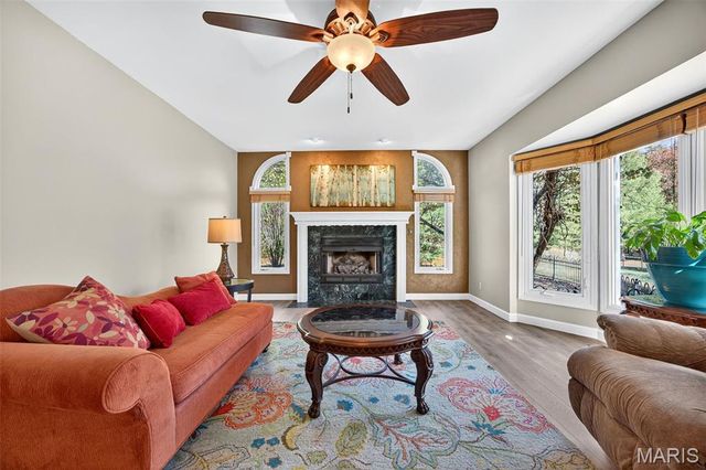 1330 Lake Hollow Drive, Defiance, MO 63341