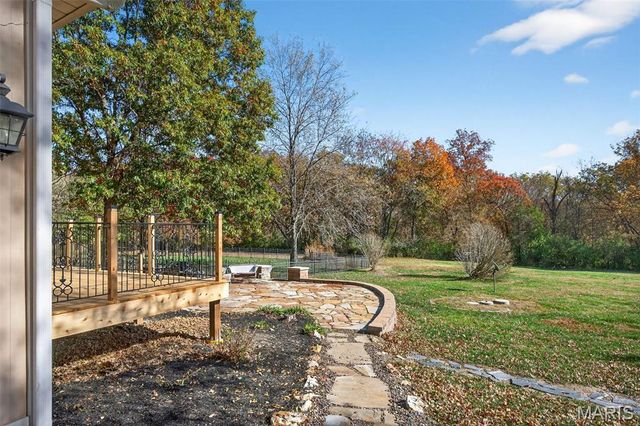 1330 Lake Hollow Drive, Defiance, MO 63341