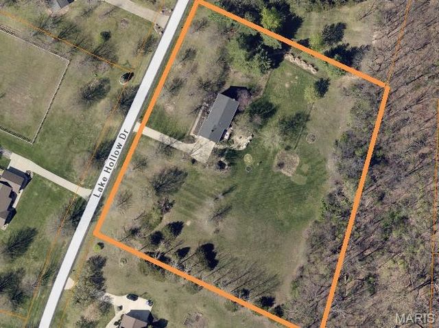 1330 Lake Hollow Drive, Defiance, MO 63341