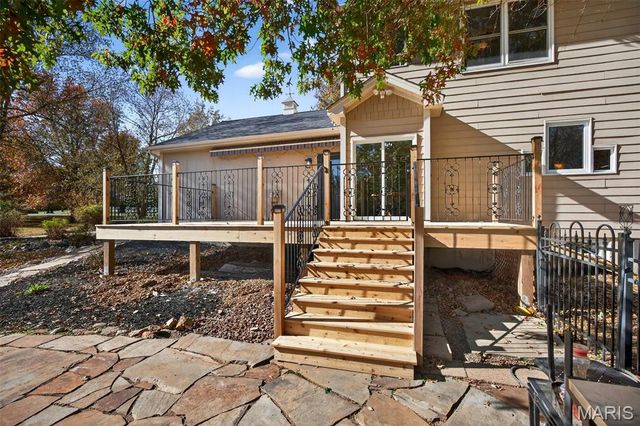 1330 Lake Hollow Drive, Defiance, MO 63341