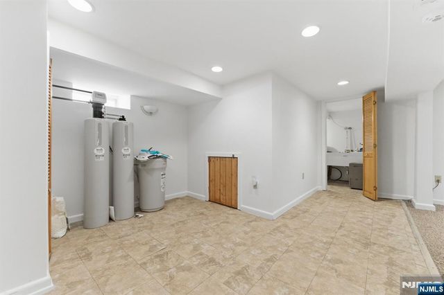 273 Highland Avenue, Orange, NJ 07050