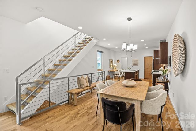 918 Greenleaf Avenue A, Charlotte, NC 28202