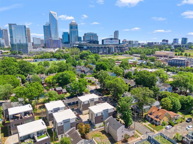 918 Greenleaf Avenue A, Charlotte, NC 28202