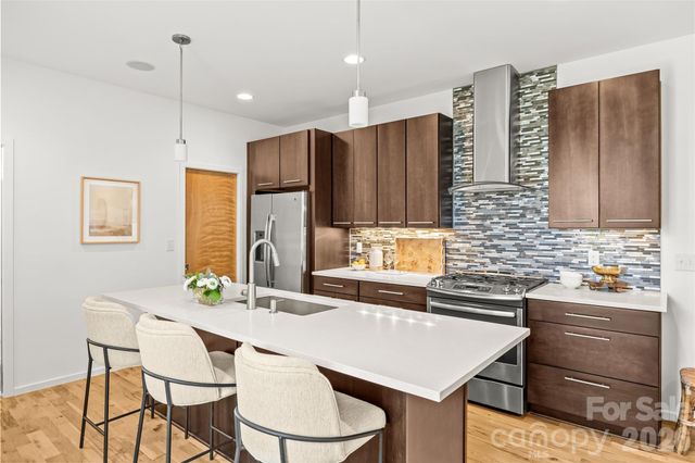 918 Greenleaf Avenue A, Charlotte, NC 28202