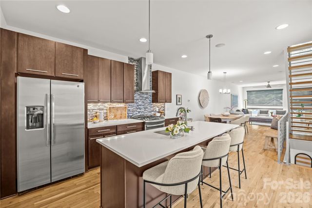 918 Greenleaf Avenue A, Charlotte, NC 28202