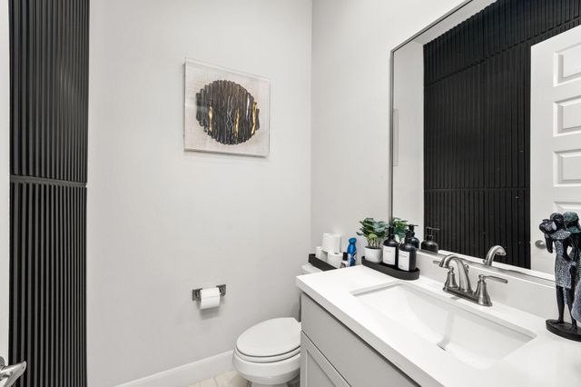 2718 Grand Fountains Drive G, Houston, TX 77054