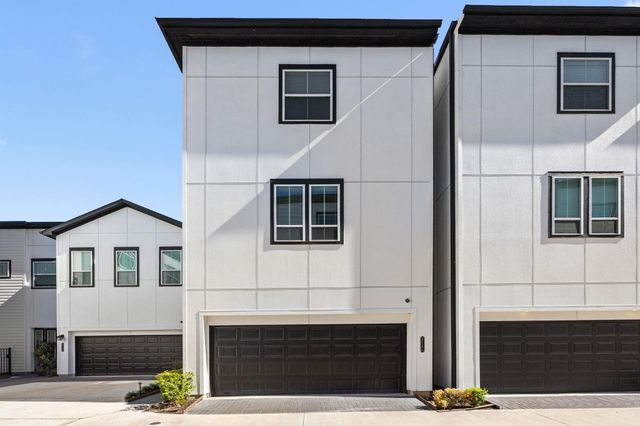 2718 Grand Fountains Drive G, Houston, TX 77054