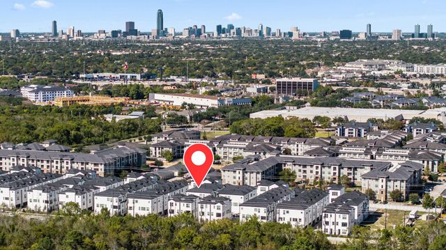 2718 Grand Fountains Drive G, Houston, TX 77054