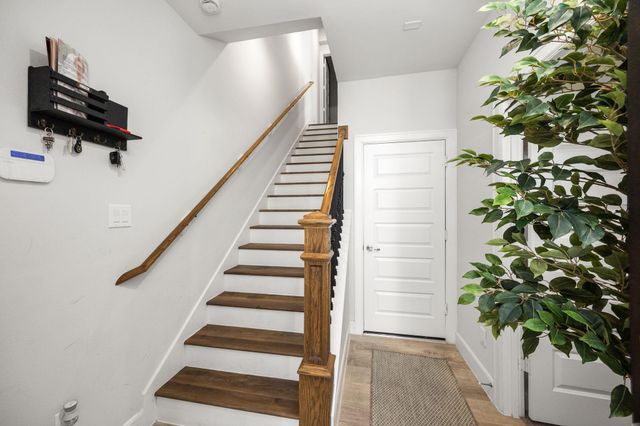 2718 Grand Fountains Drive G, Houston, TX 77054