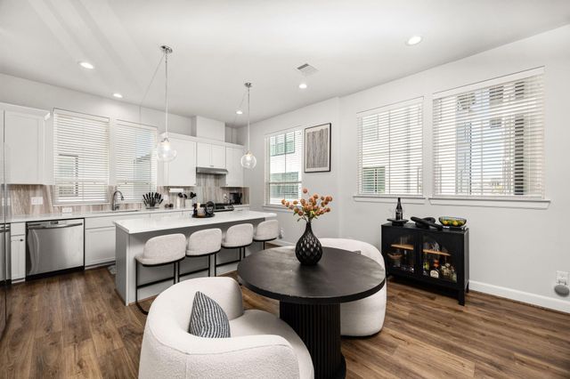 2718 Grand Fountains Drive G, Houston, TX 77054