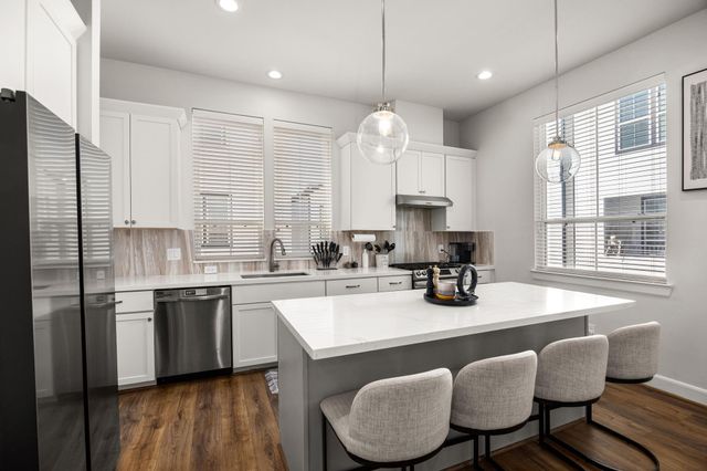 2718 Grand Fountains Drive G, Houston, TX 77054