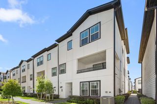 2718 Grand Fountains Drive G, Houston, TX 77054