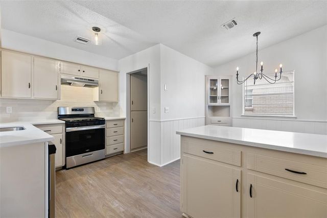 840 Fontana Lane, Del City, OK 73115