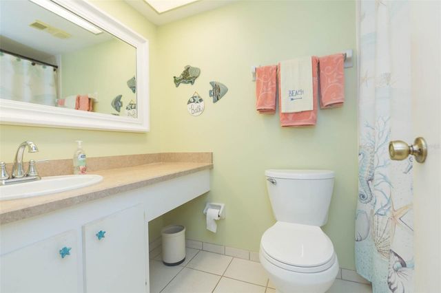 315 30 AVENUE W B201, Bradenton, FL 34205