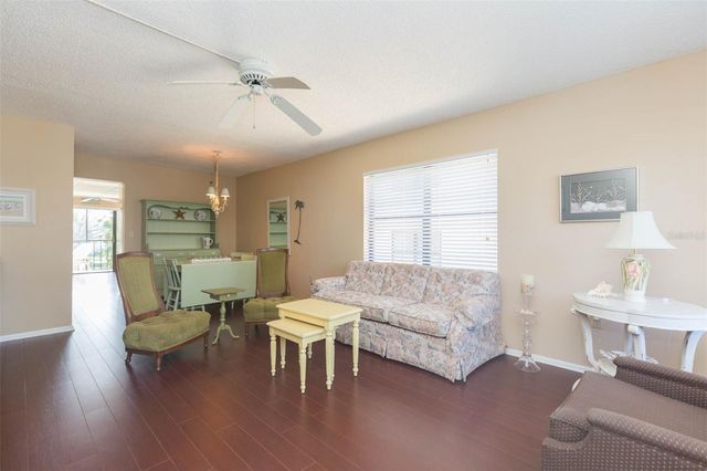 315 30 AVENUE W B201, Bradenton, FL 34205