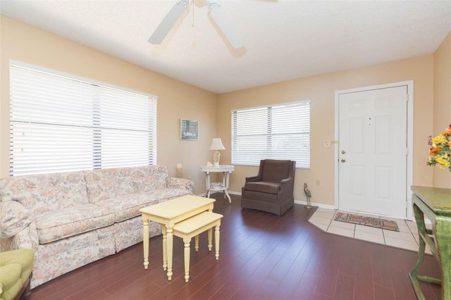315 30 AVENUE W B201, Bradenton, FL 34205