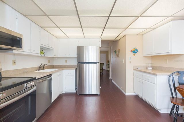 315 30 AVENUE W B201, Bradenton, FL 34205