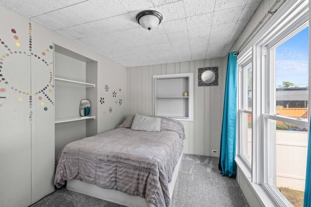 4333 Blanchan Avenue, Brookfield, IL 60513