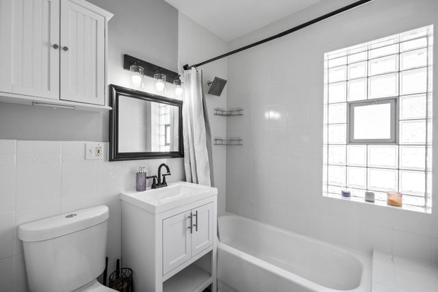 4333 Blanchan Avenue, Brookfield, IL 60513